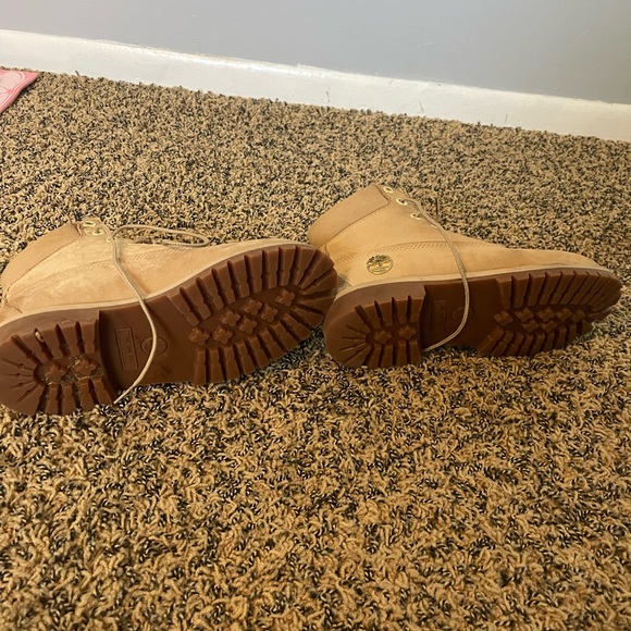 Timberlands - Picture 4 of 5